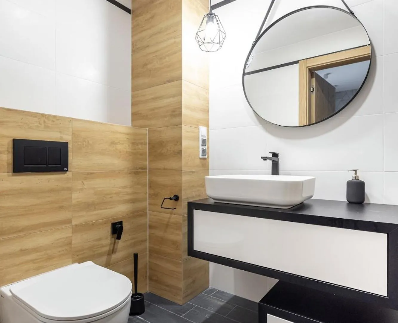 Rent Like Home - Apartamenty W Deo Plaza Gdańsk 0*,  Polska