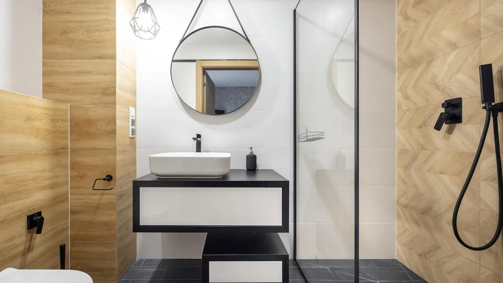 Rent Like Home - Apartamenty W Deo Plaza Gdańsk Polska